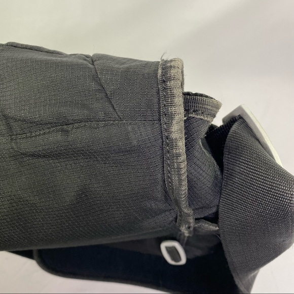 Keen Bags Keen Messenger Laptop Bag Black Rubber Bottom Euc Poshmark